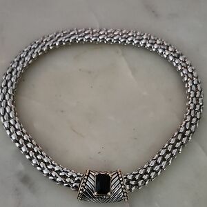Silver Toned Onyx Mesh Chain Necklace With Gold Detail